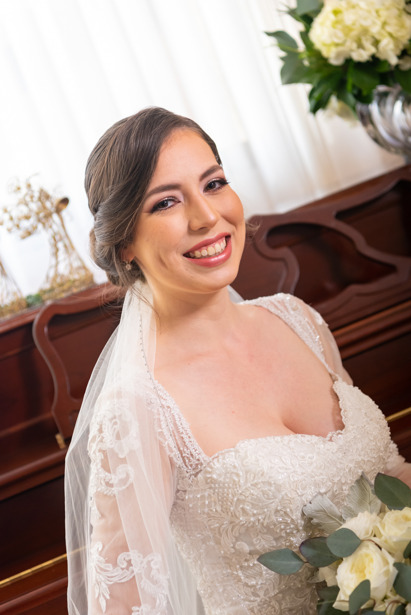 Beautifu bride smiling